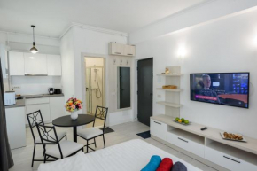 Ini Studio Azimuth Beach